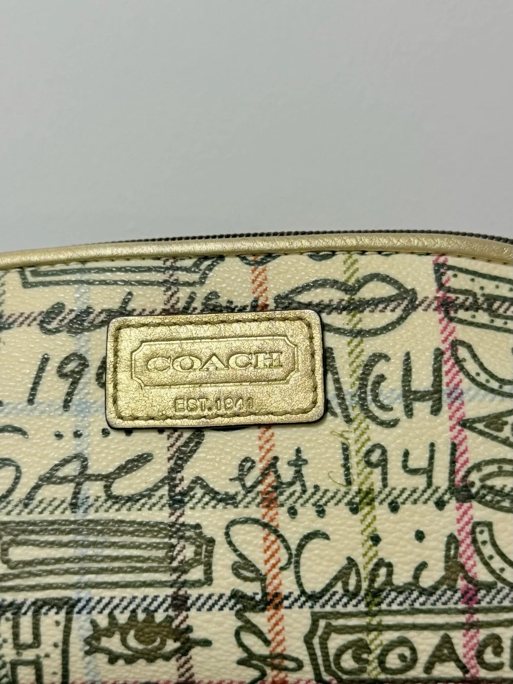 Coach wristlet signature